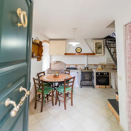 Apartment 129b - Casa Indipendente Velva, Borgo E Natura A 15km Dal Mare Di Sestri Levante